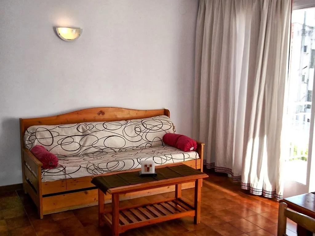 Ar Costa Brava Apartments リョレート・デ・マル